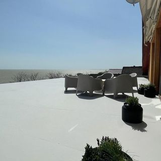 Apartament La Terrasse Sarichioi (4)