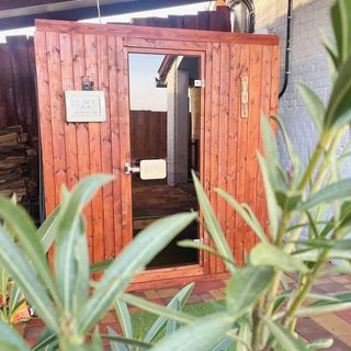 Maul-Lator Présbár és Bortrezor Apartman Villány (2)