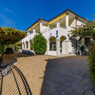 Apartments Palm tree Okrug Gornji (2)