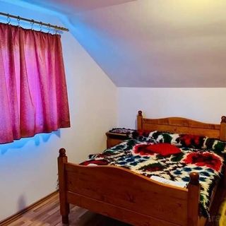 Pensiunea Anca Rona de Jos (4)