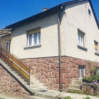Erzsi Mamó Apartman Szentbékkálla (3)