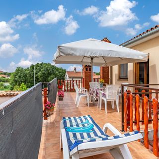 Apartman Pula - CIR366 (2)