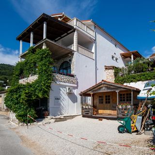 Apartman Komarna - CDR166 (3)