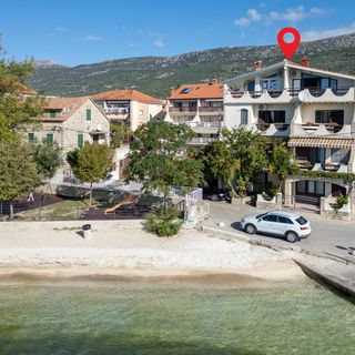 Apartman Kaštel Kamblelovac - CDE497 (2)