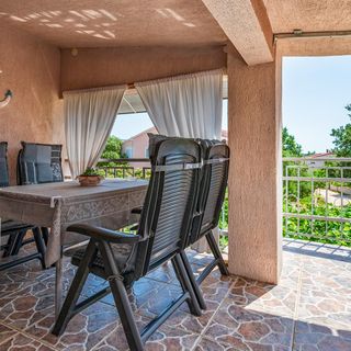 Apartman Betiga - CIF350 (3)