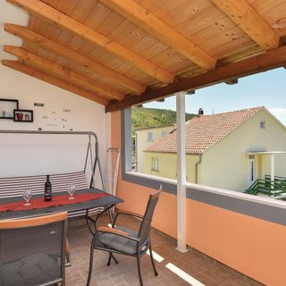 Apartman Dugi Rat - CDE296 (2)