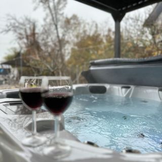 Verandás Nyaralóház Balatonkenese (2)