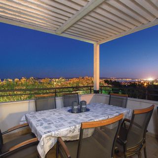 Apartman Kaštel Lukšić - CDE476 (3)