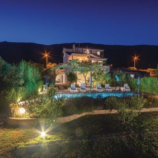 Apartman Kaštel Lukšić - CDE476 (4)