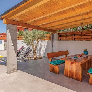 Apartman Pula - CIC122 (2)