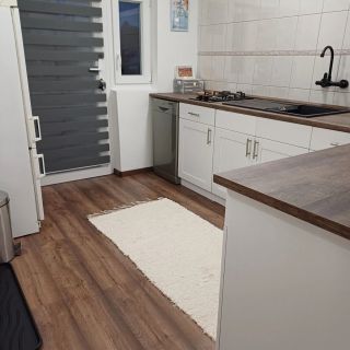 M és M Balatoni Apartman Balatonkenese (2)