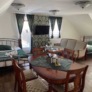 Penzion U Synagogy Dobříš (2)