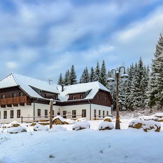 Dvůr Lískový vrch Strážný (2)