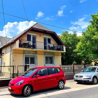 Nap-Hold Apartman Keszthely (4)