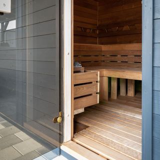 Napsugár and Virág Apartman **** Tiszafüred (4)