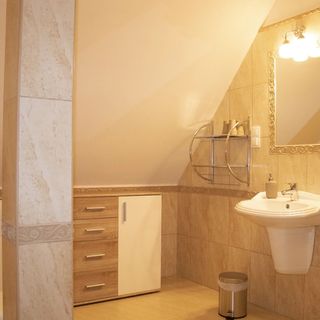 Gyöngyöm Apartman Balatonalmádi (5)