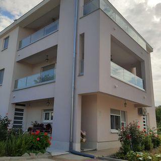 Apartman Brko Kaštel Gomilica (2)