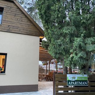 Zöld Kocsi Apartman Tata (2)