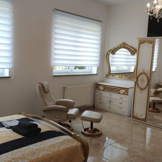 The Academy of Regenerative Medicine (5)