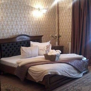 Pensiunea Lari Băile 1 Mai (3)