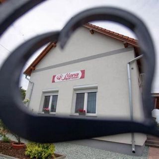 Mona Apartman Sárvár (2)