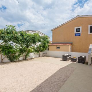 Apartments Ivanusevic Vir (4)