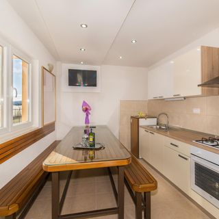 Vendégház Kaštel Lukšić - CDC741 (2)