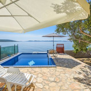 House Quercus Dobropoljana (3)