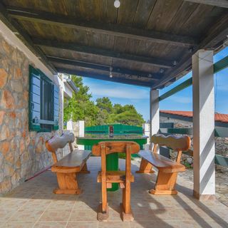 House Majka Marija Tkon (3)