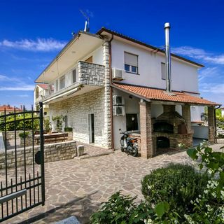 Studios Elio Umag (4)