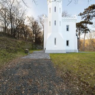 Malomkert Bagolyvár Szob (2)