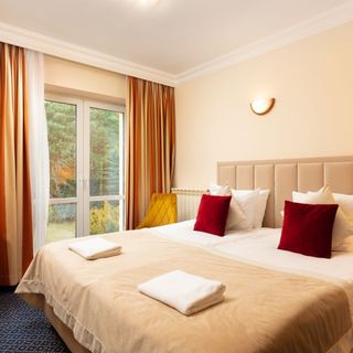 Hotel Perła Leśna Nadarzyn (2)