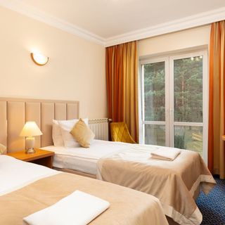 Hotel Perła Leśna Nadarzyn (5)