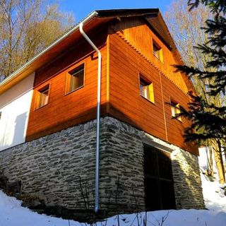 Chata U Čolka Poniklá (2)