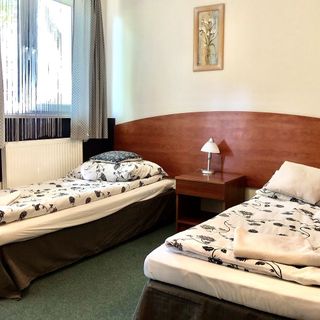 Pokoje hotelowe Norbit Dobry Nocleg Grodzisk Mazowiecki (2)