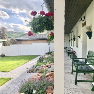 Ladislaus Schnaps-Haus Falusi Vendégház Csolnok (2)