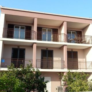 Apartmanok A Tenger Mellett Loviste, Peljesac - 18656 Lovište (5)