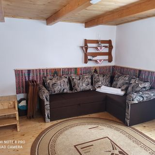 Cabana Zoltán Vărșag (3)