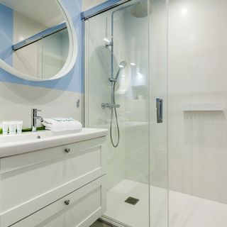 Spektrum Tower Apartment 116 by Happy Stay (2)