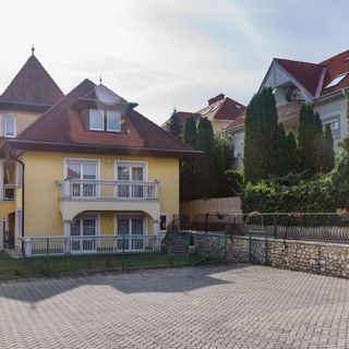 Leilbon Apartmanház Hévíz (2)
