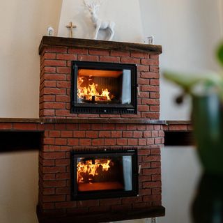 Transylvanian Relax House Lupeni (3)