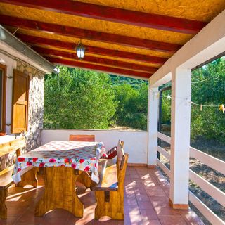 House Bellatrix Tkon (4)