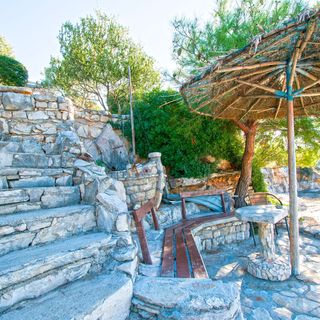 House Sarah Tkon (4)