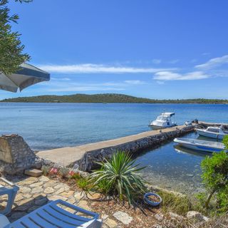 House Vagabond Tkon (4)