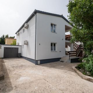 Apartmanok A Tenger Mellett Starigrad, Paklenica - 6580 Starigrad (2)