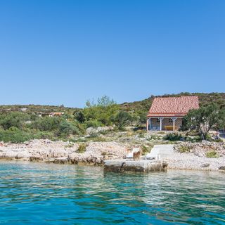 House Lanterna Tkon (3)