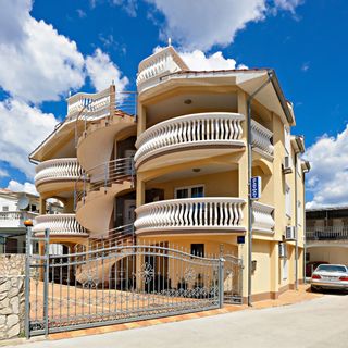 Apartmanok Parkolóhellyel Vodice - 13973 (5)