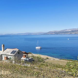 House Svjetlana Postira (2)