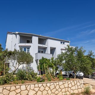 Apartmanok Parkolóhellyel Mandre, Pag - 18839 Mandre (2)