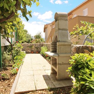 Apartmanok Parkolóhellyel Baska, Krk - 18861 Baška (4)